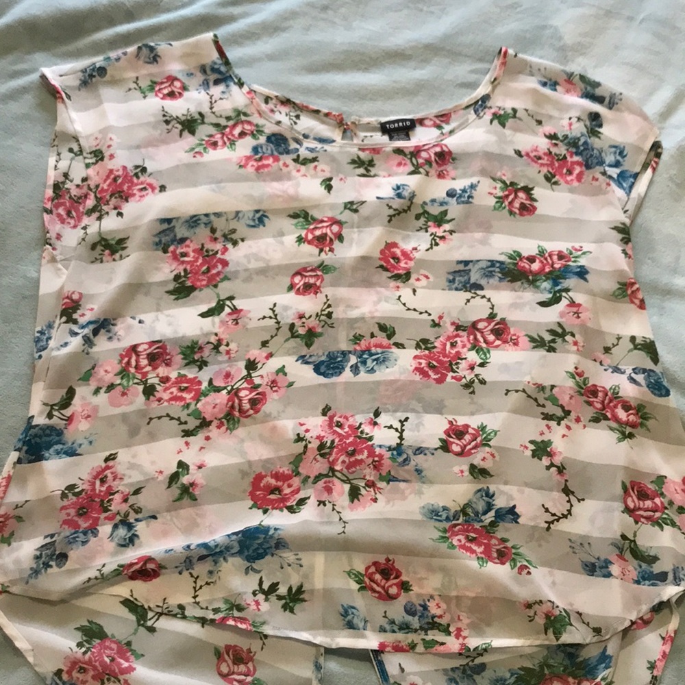 Torrid Size 1 Chiffon Blouse